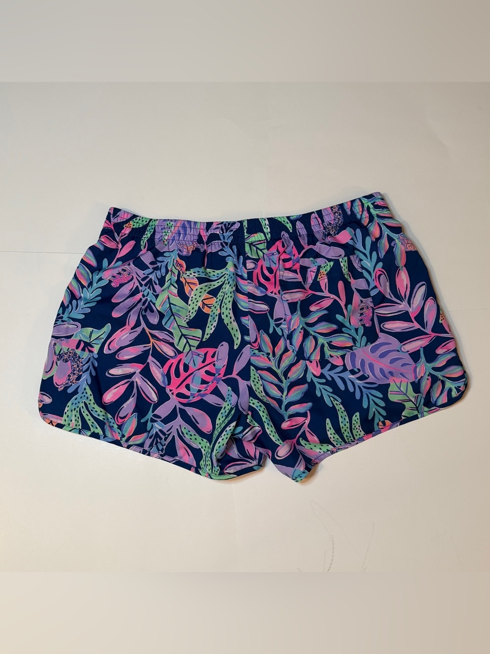 Lilly Pulitzer Luxletic Shorts - Picture 2 of 3